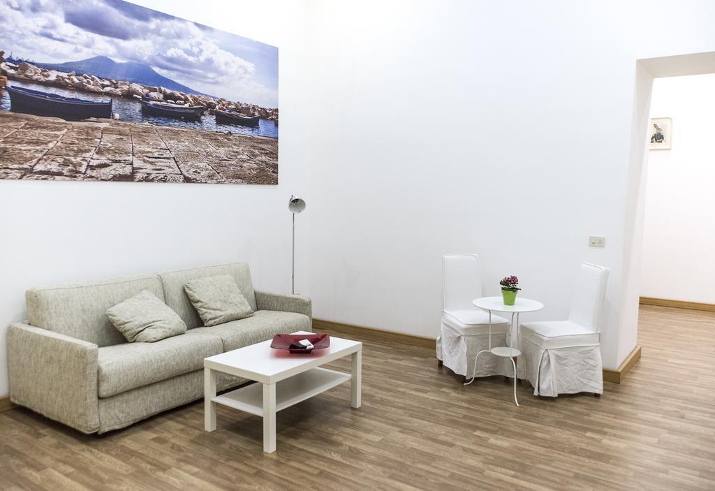 نابولي B&B Palazzo Ruffo Di Bagnara الغرفة الصورة