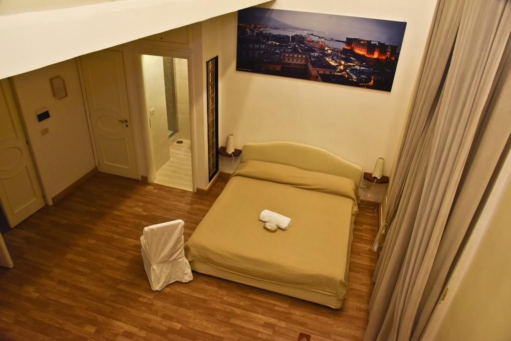 نابولي B&B Palazzo Ruffo Di Bagnara المظهر الخارجي الصورة