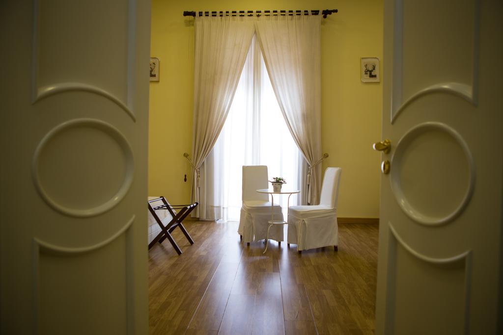 نابولي B&B Palazzo Ruffo Di Bagnara المظهر الخارجي الصورة